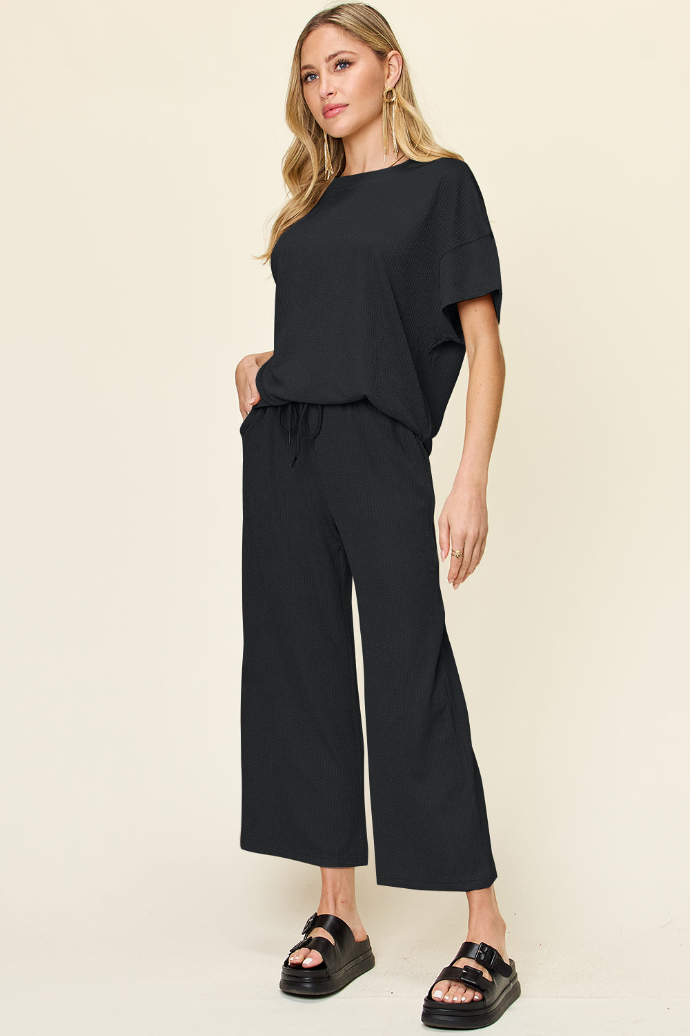 Eva Short Sleeve T-Shirt and Wide Leg Pants in 6 Colors!