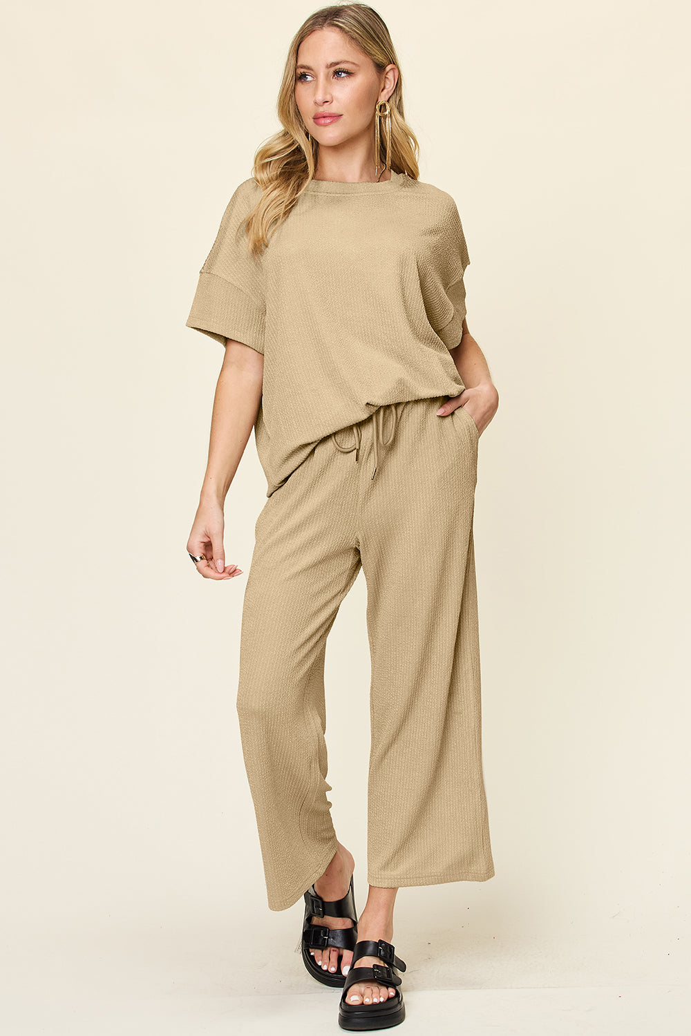 Eva Short Sleeve T-Shirt and Wide Leg Pants in 6 Colors!