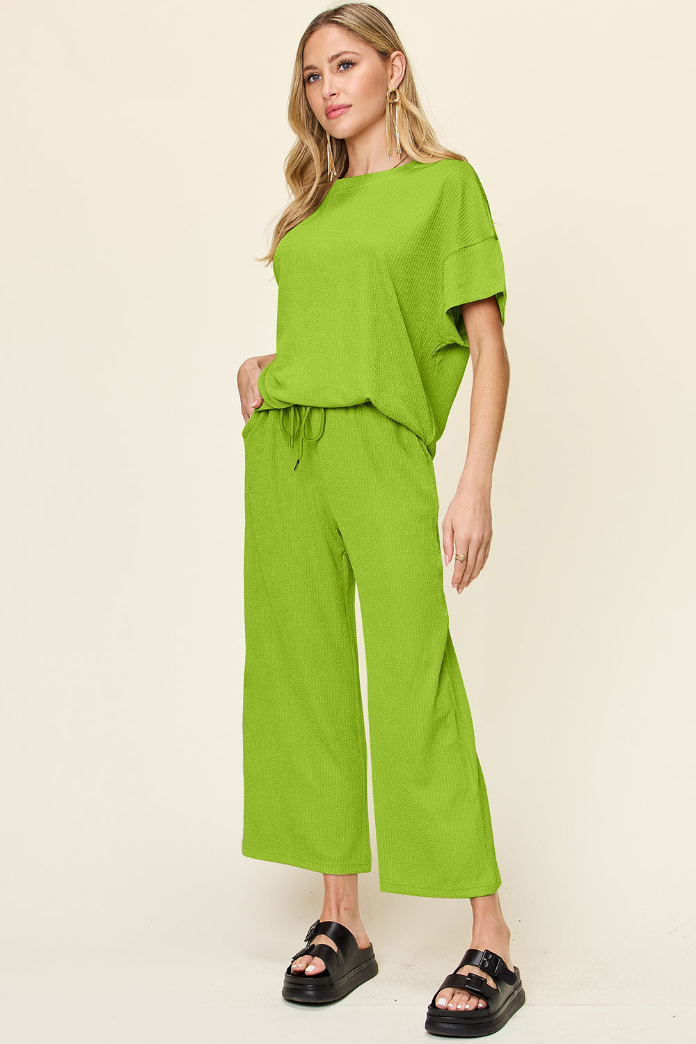 Eva Short Sleeve T-Shirt and Wide Leg Pants in 6 Colors!