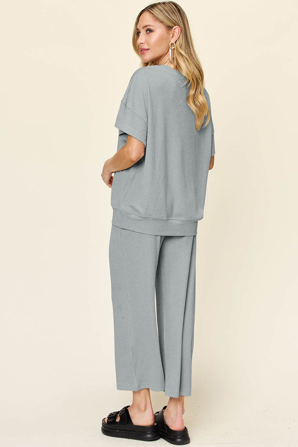 Eva Short Sleeve T-Shirt and Wide Leg Pants in 6 Colors!