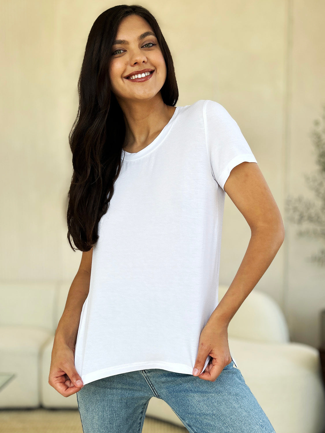Basic Round Neck Short Sleeve T-Shirt in 7 Colors!