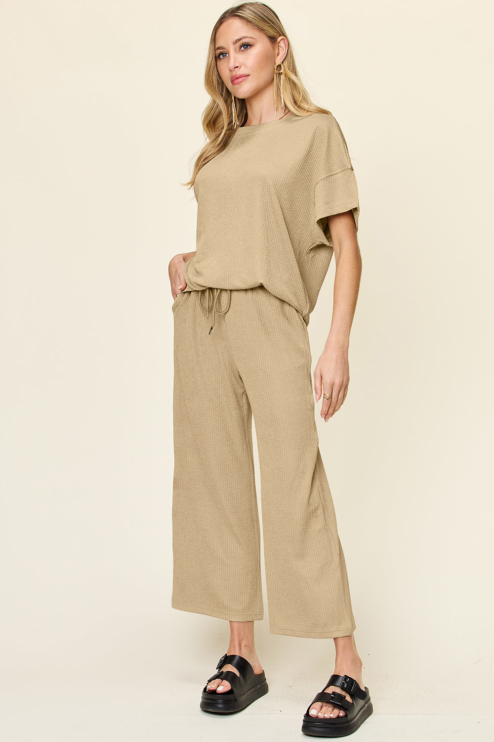 Eva Short Sleeve T-Shirt and Wide Leg Pants in 6 Colors!