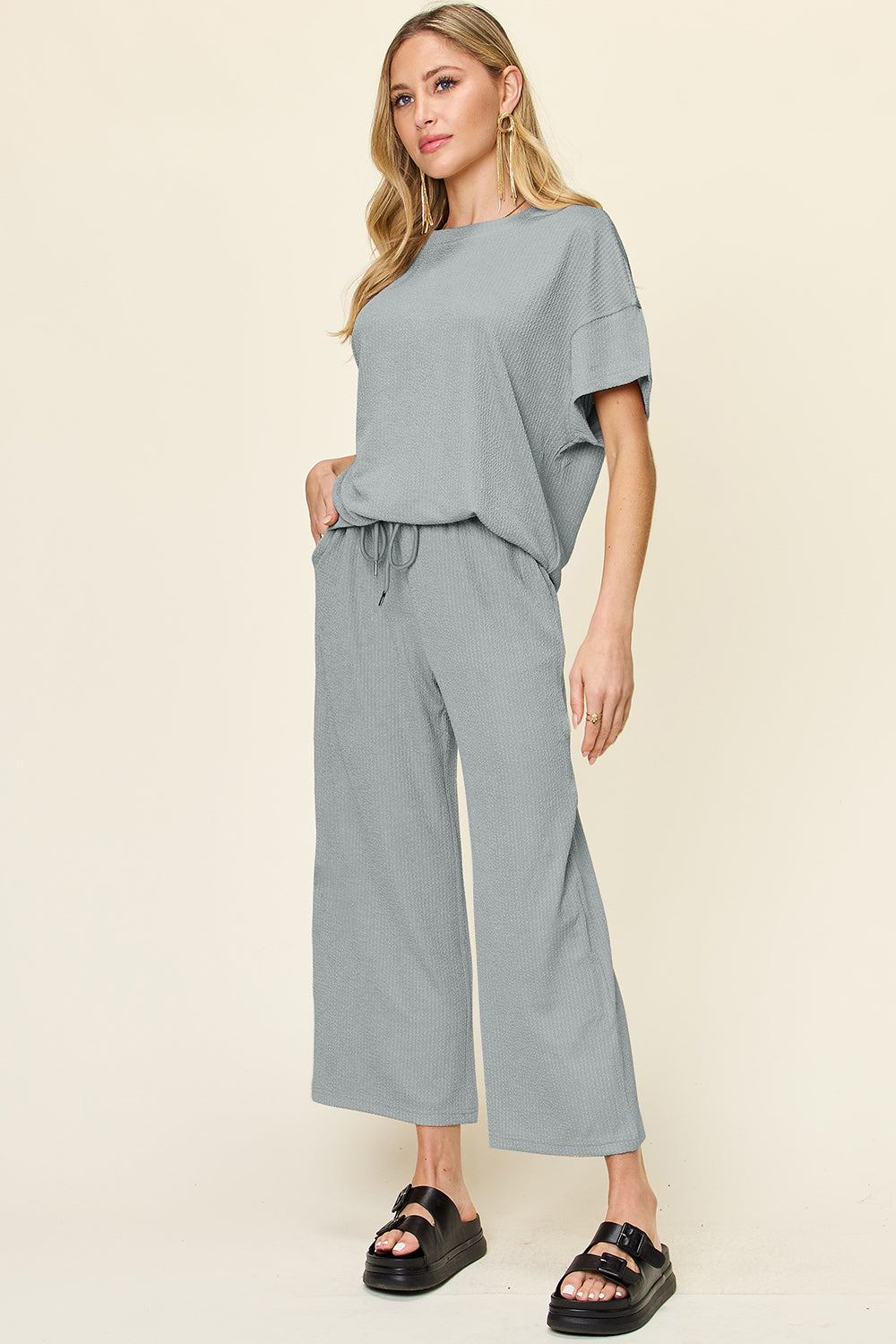 Eva Short Sleeve T-Shirt and Wide Leg Pants in 6 Colors!