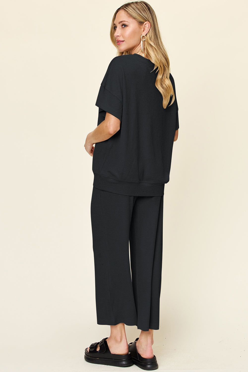 Eva Short Sleeve T-Shirt and Wide Leg Pants in 6 Colors!