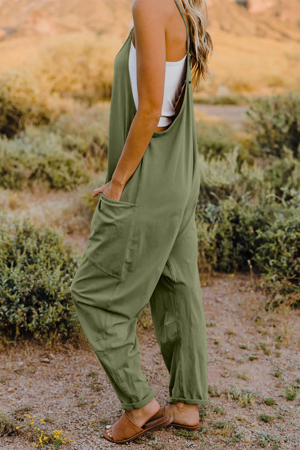 Donna V-Neck Sleeveless Jumpsuit w/Pockets in 6 Colors!