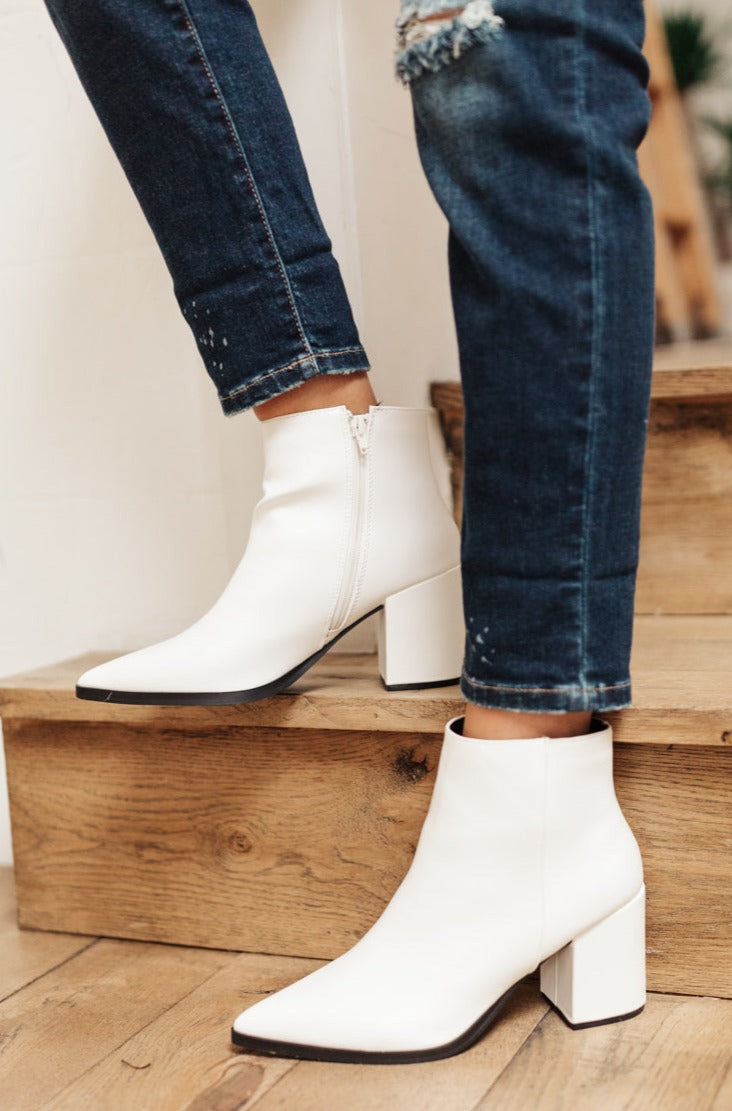 Amari Ankle Boots in White